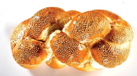 חלה רגילה קלועה א.ק